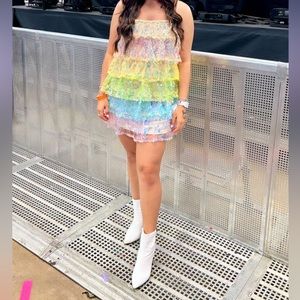 Worn once for the Taylor Swift eras tour! ✨🤩